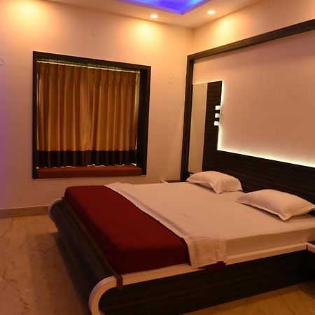 כלכותה Hotel Sea Castle מראה חיצוני תמונה